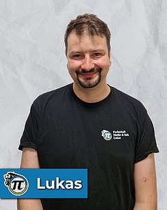 Herr  Lukas Rönisch